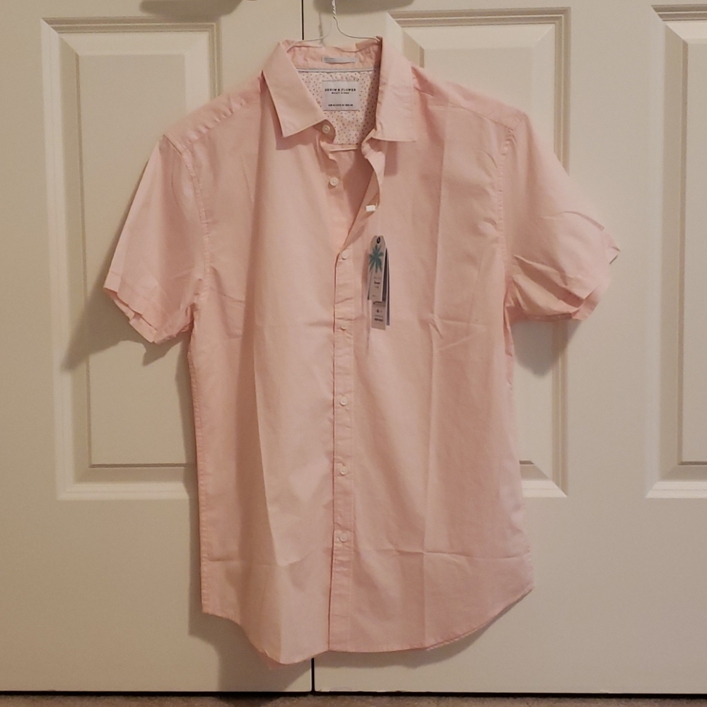 Pink short-sleeved button-up